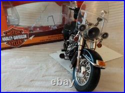 Harley Davidson Heritage Softail Classic 2004 1/10 Ertl